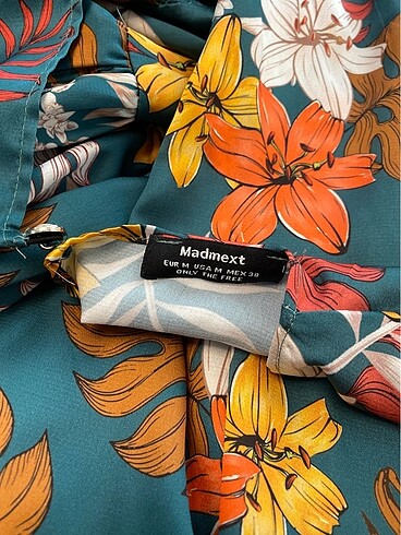 Çiçekli Elbise - Görsel 5