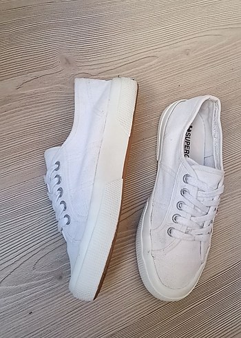 37 Beden Orjinal Superga
