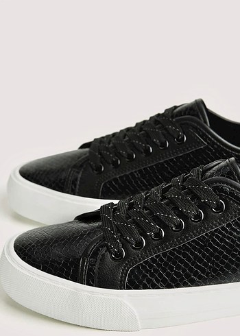 Bershka Bershka Krokodil Sneaker