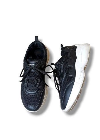 Skechers 37