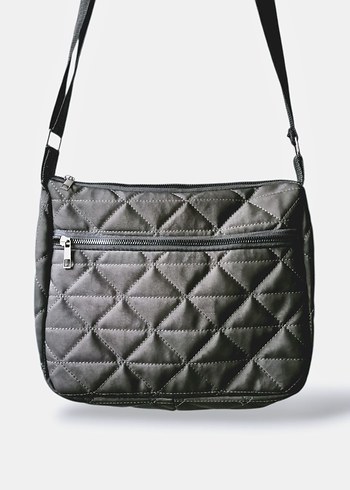 Gri Kapitone Çanta - Görsel 3