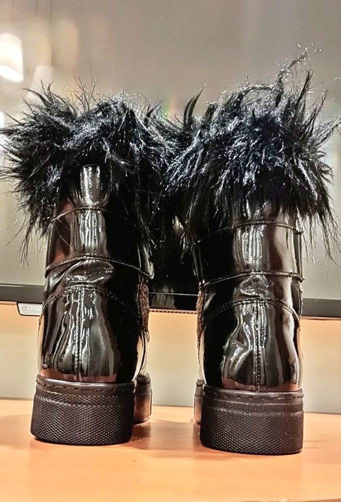 Pul Detaylı Kar Botu - Görsel 4