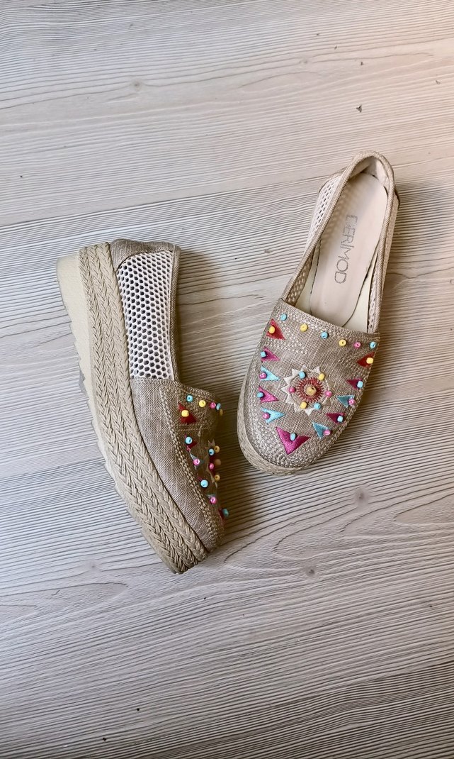 Derimod Boncuk İşlemeli Çok Renkli Dolgu Topuk Espadril - Görsel 4