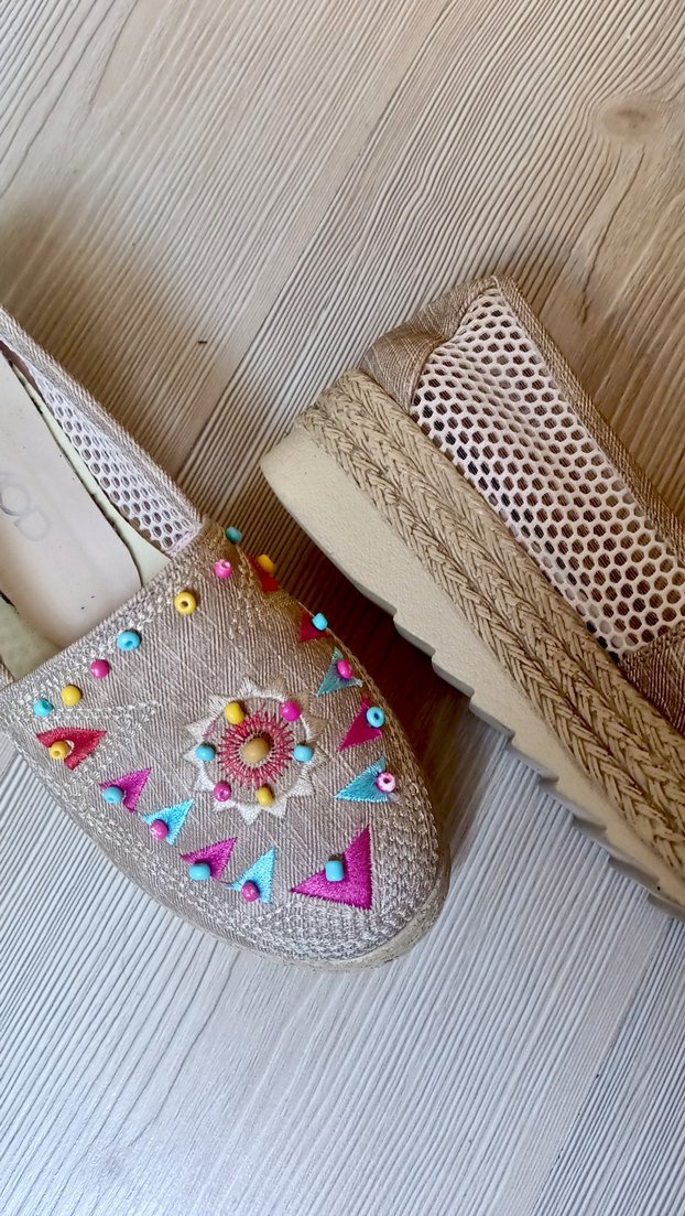 Derimod Boncuk İşlemeli Çok Renkli Dolgu Topuk Espadril - Görsel 5