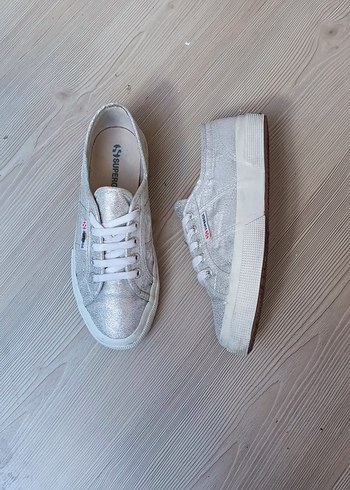 38 Beden Gri Simli Superga Spor Ayakkabı