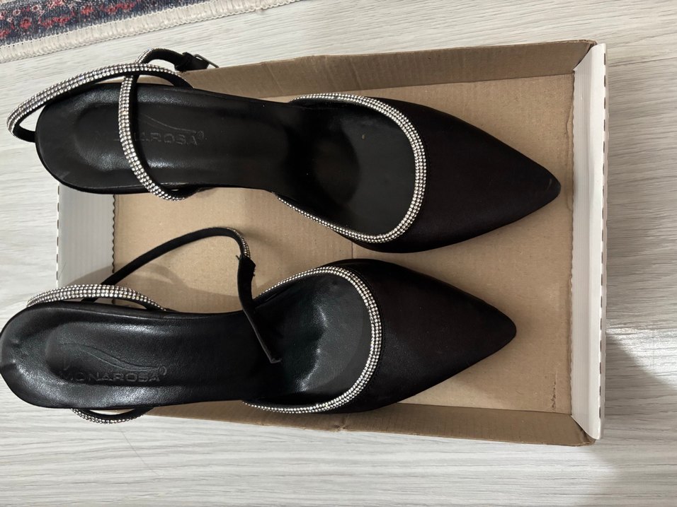 Siyah Tokalı Topuklu Ayakkabı - Görsel 2