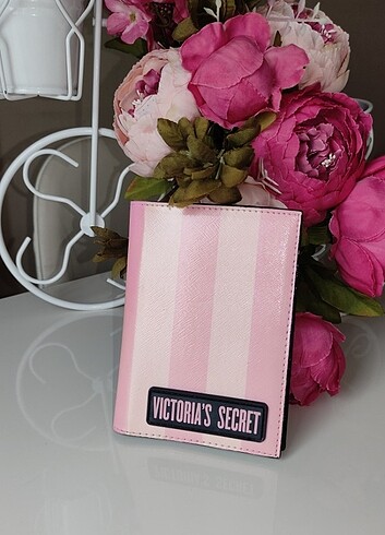 Victoria's Secret Çok Yeni İkonik Pasaport Kılıfı & Kartlık 