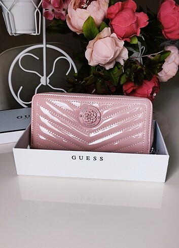 Beden Orijinal Guess, Yeni Etiketli Çok Şık Pudra Cüzdan