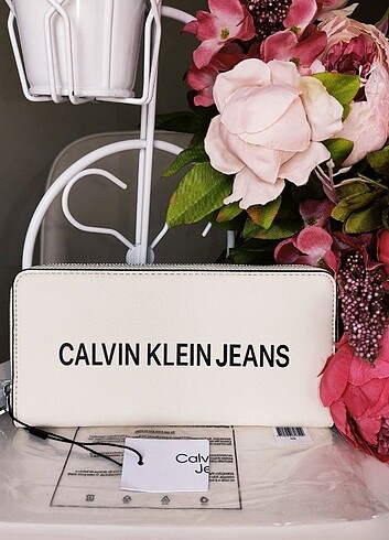 Calvin Klein Orijinal Calvin Klein Krem Çok Şık Cüzdan