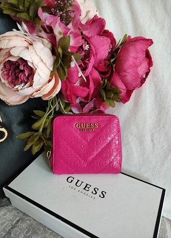 Guess Orijinal Guess Yeni Etiketli Çok Şık Fuşya Cüzdan
