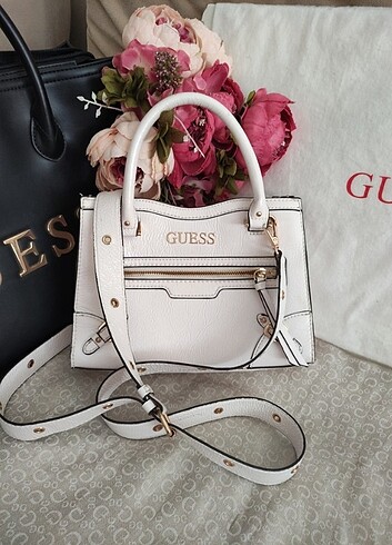 Orijinal Guess Çok Şık Askılı Çanta