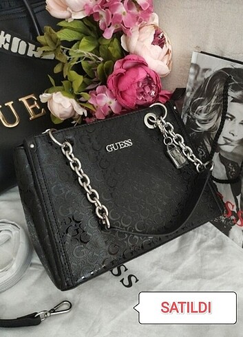 Orijinal Guess Yeni Etiketli Çok Şık Rugan Askılı Çanta 