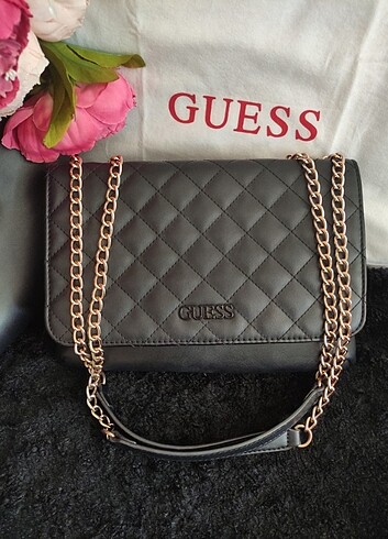 Beden siyah Renk Orijinal Guess Çok Şık Askılı Çanta