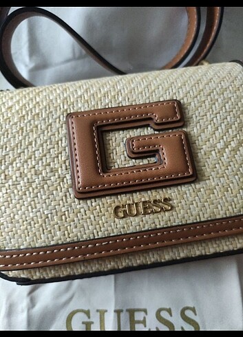 Beden kahverengi Renk Orijinal Guess Çok Şık Yeni Etiketli Çanta