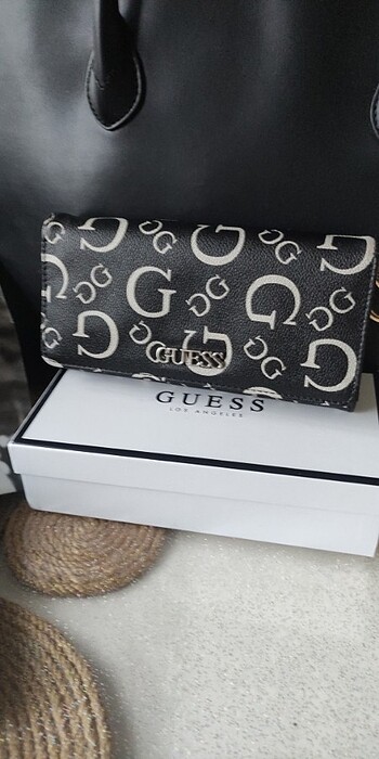 Guess Orijinal Guess Çok Şık İkonik Cüzdan