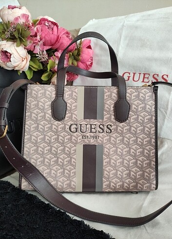 Orijinal Guess Çok Şık Askılı Çanta
