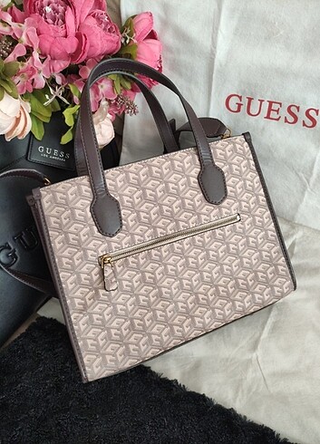 Beden Orijinal Guess Çok Şık Askılı Çanta