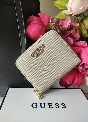  Beden Orijinal Guess Çok Şık Mini Cüzdan 