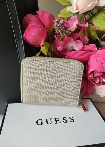  Beden ten rengi Renk Orijinal Guess Çok Şık Mini Cüzdan 