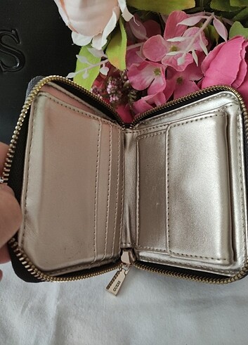 Beden Orijinal Guess Çok Şık Mini Cüzdan