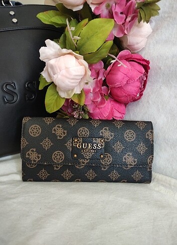 Orijinal Guess Çok Şık Yeni Cüzdan