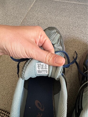 45 Beden Asics 45 numara erkek spor ayakkabı