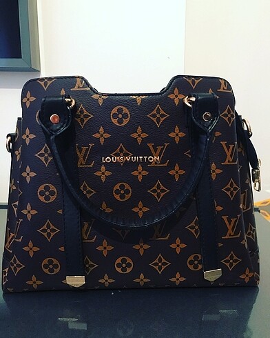 Louis Vuitton Çanta