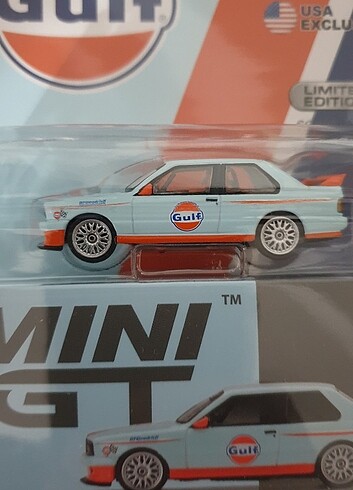 Mini Gt gulf bmw e30
