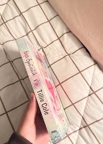 Bin Öpücük - Tillie Cole - Görsel 2