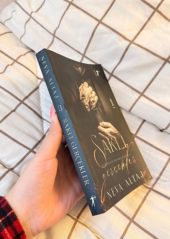 Saklı Gerçekler - Neva Altaj - Görsel 2