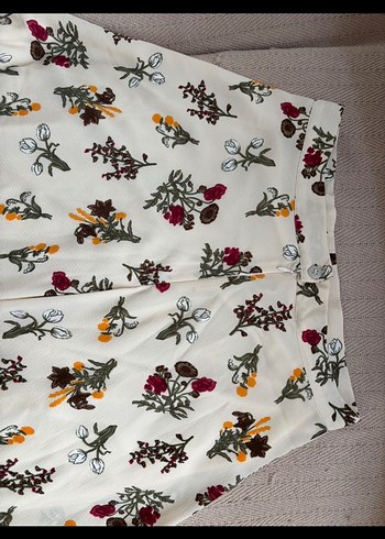 Beyaz Çiçekli Uzun Bohem Midi Etek - Görsel 3