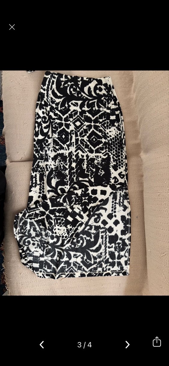 Desenli Siyah Beyaz Kadın takım - Görsel 3