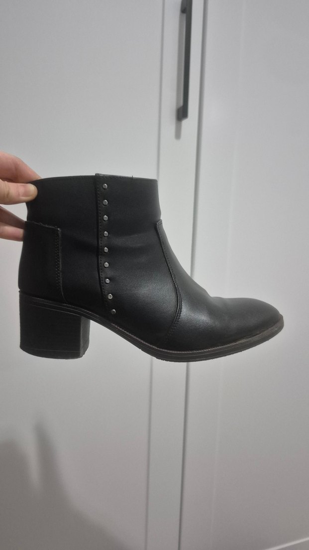 Kadın Siyah Deri Fermuarlı Topuklu Bot - Görsel 3