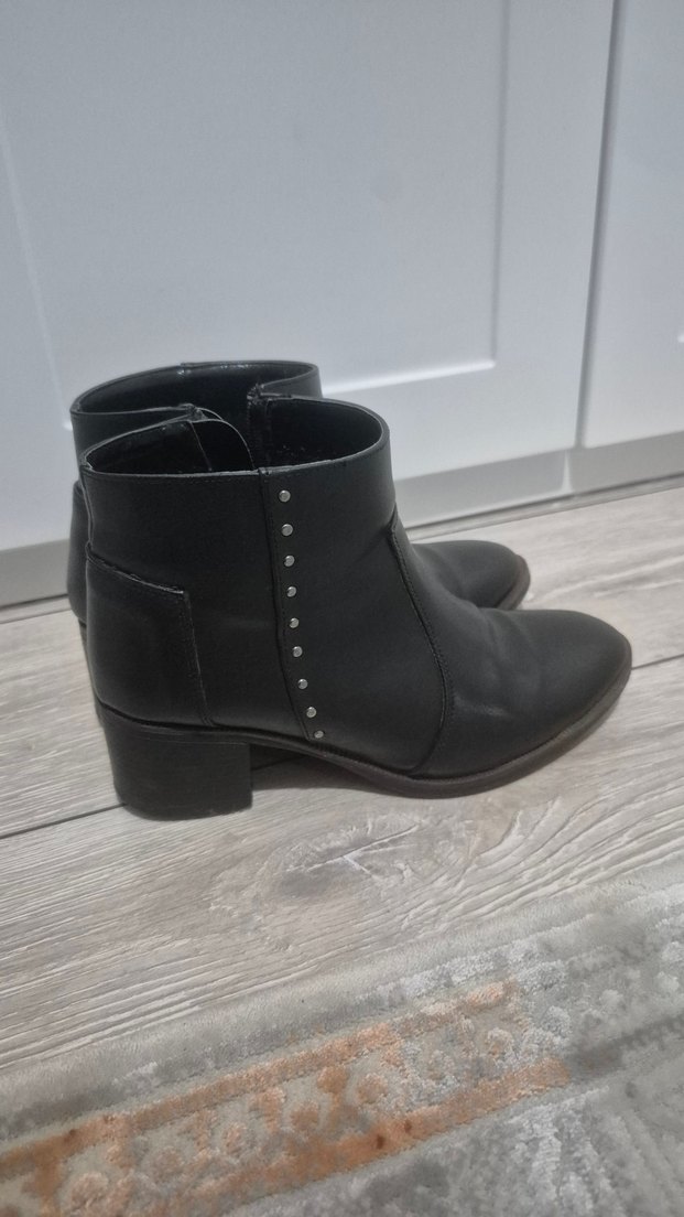 Kadın Siyah Deri Fermuarlı Topuklu Bot - Görsel 5