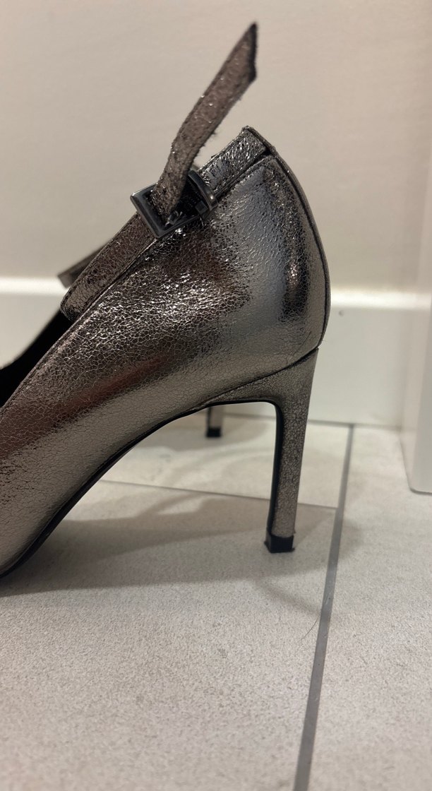 Gri Metalik Kemerli Stiletto 36 berksha - Görsel 4