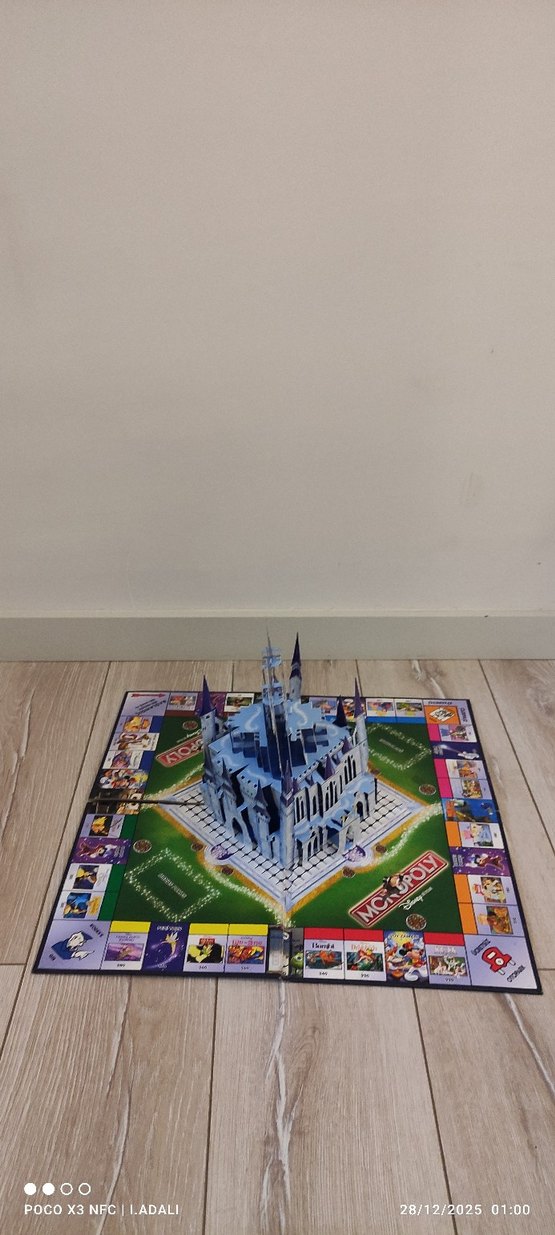 Monopoly Disney oyun tablas   Renkli Mavi 3D Kale tek tabla - Görsel 2