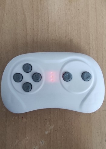 Dolu Akülü Araba kumandası
2.el Temiz Çalışır durumda - Görsel 8