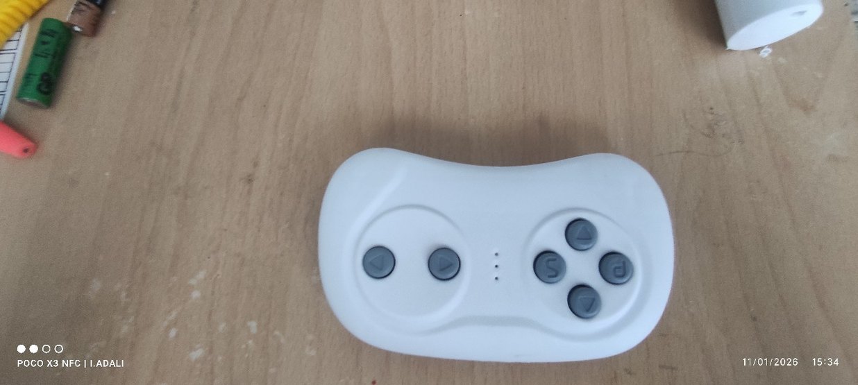 Dolu Akülü Araba kumandası 
2.el Temiz Çalışır durumda - Görsel 3