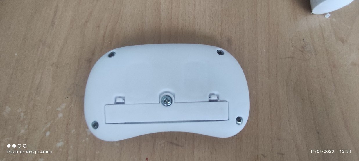 Dolu Akülü Araba kumandası 
2.el Temiz Çalışır durumda - Görsel 2