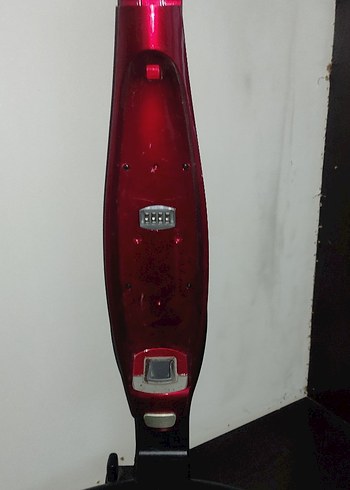 Arçelik K-6125 Şarjlı Dik Süpürgenin parçaları - Görsel 3