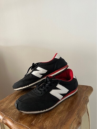 New Balance New Balance Kadın Siyah Spor Ayakkabı
