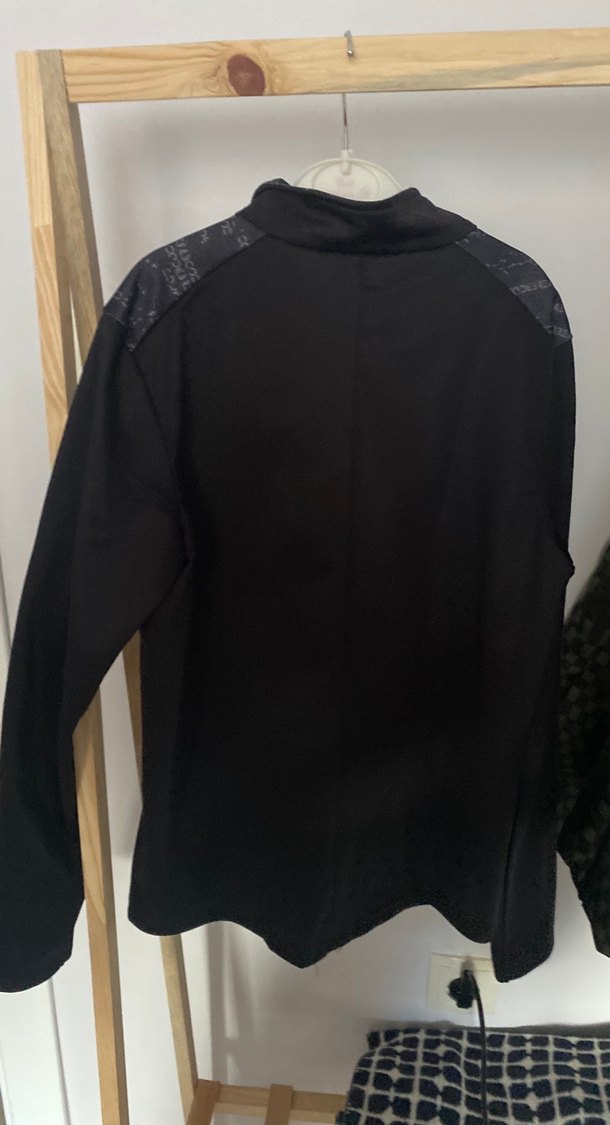 Siyah Fermuarlı Uzun Kollu Spor hırka - Görsel 3