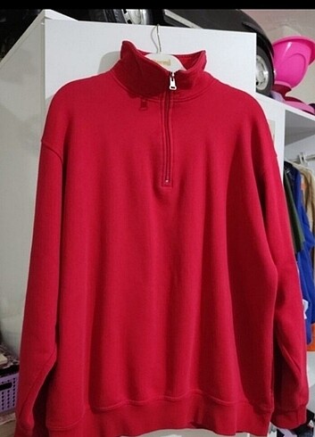 Kırmızı Sweatshirt 