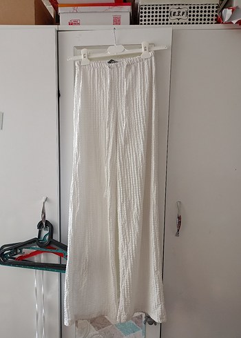 Kadın Geniş Kesim Beyaz bürümcük pantolon
