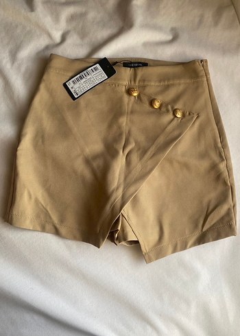 Düğmeli Kadın Bej Süet Mini Şort - Görsel 2