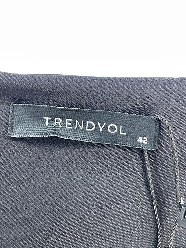 42 Beden siyah Renk Trendyol & Milla Kısa Elbise %70 İndirimli.