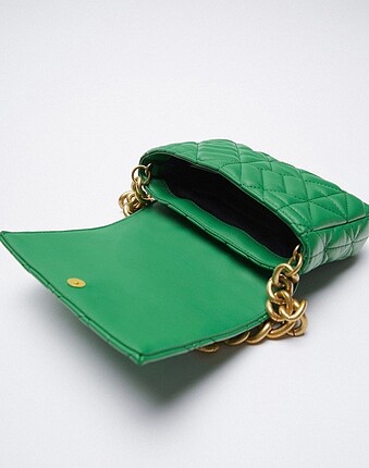 Zara Zincir detaylı omuz çantası