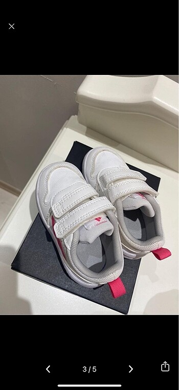 21 Beden Adidas spor ayakkabı