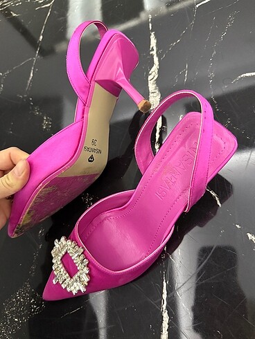 39 Beden pembe Renk Zara taşlı stiletto