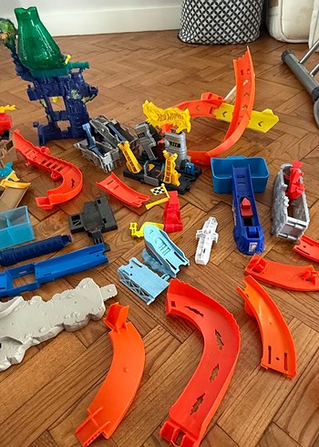 Beden Renk Renkli Hot Wheels Yarış Parkuru Seti